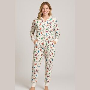 Bethany Mota White Christmas Light One Piece Onesie Pajamas Size Medium Zip NEW